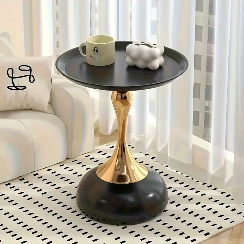 French-Inspired Iron Table 1pc French-Inspired Iron Side Table - Modern European Small Space End Table - White & Black Round Metal Coffee Table
