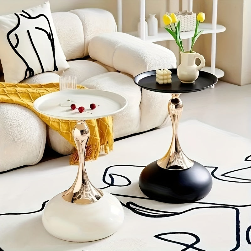 French-Inspired Iron Table 1pc French-Inspired Iron Side Table - Modern European Small Space End Table - White & Black Round Metal Coffee Table